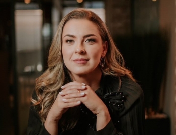 Aniely D’Agostino participa do The Peptide Circle Summit 2026 em Orlando