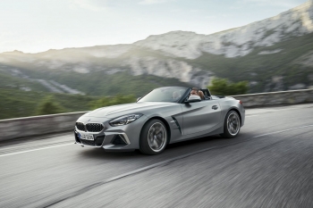 BMW do Brasil disponibiliza tecnologia de abertura de porta pelo celular e smartwatch para os modelos BMW Z4 e Série 1 M135i