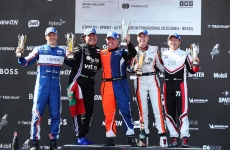 Piloto De Criciúma, André Gaidzinski, fica em segundo lugar na primeira etapa da Porsche Cup Brasil