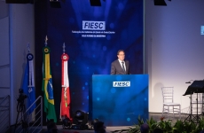 FIESC reconhece industriais com a Ordem do Mérito Industrial