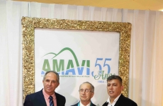 Homenagens marcam aniversário da AMAVI