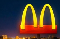 Mercado Livre, Sono Quality, Mc Donald´s reformulam logotipos para campanhas de conscientização ao COVID-19