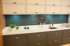 Marmoraria Custódio: empresa familiar se destaca há 10 anos no ramo de construção e decoração beneficiando rochas