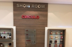 Colaboradores da Círculo S/A confeccionam mais de 1,2 mil quadradinhos em crochê que se transformaram em 25 colchas