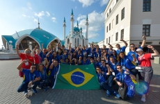 Nove estudantes de SC estão na Rússia para o torneio mundial de educação profissional