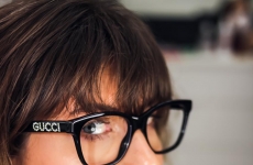 Moda, bom gosto e marcas exclusivas diferenciam as Óticas Diniz no Alto Vale