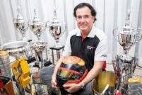 Piloto catarinense relembra conquista histórica às vésperas da final da temporada, na corrida preliminar da Fórmula 1, em Interl