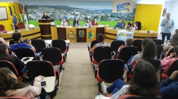 Iniciativa de escola do Cooperjovem coloca alunos como agentes de transformação