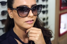 Moda, bom gosto e marcas exclusivas diferenciam as Óticas Diniz no Alto Vale