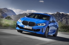 BMW do Brasil disponibiliza tecnologia de abertura de porta pelo celular e smartwatch para os modelos BMW Z4 e Série 1 M135i