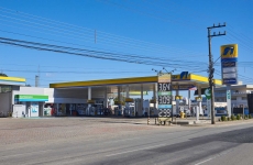 Posto do Encontro é EletroPosto: estabelecimento de Rio do Sul é pioneiro na instalação de recarga rápida para carros elétricos