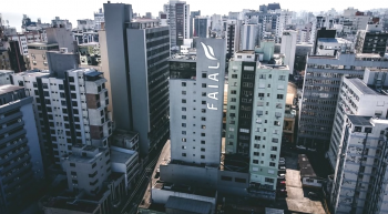 Faial Prime Suites é destaque internacional no KAYAK Travel Awards 2026